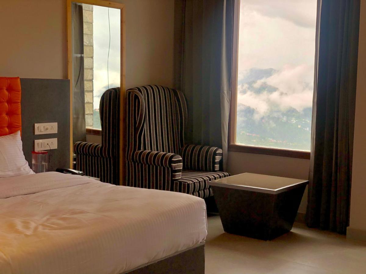 The Westberry 50Mtrs Offroading And 50 Mtrs Nature Path Bed and Breakfast Σίμλα Εξωτερικό φωτογραφία